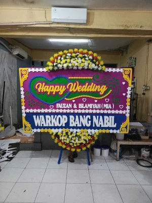 Papan Bunga di Somogede Pituruh