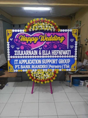 Papan Bunga di Somogede Pituruh